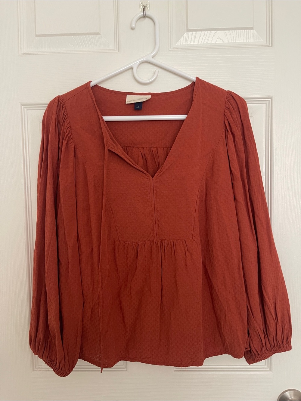 Universal Thread Rust Long-Sleeve Peasant Blouse